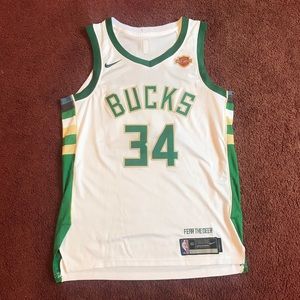 Giannis Antetokounmpo Bucks (Home) Jersey (34)